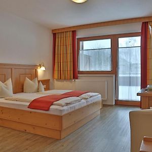 Dreibettzimmer